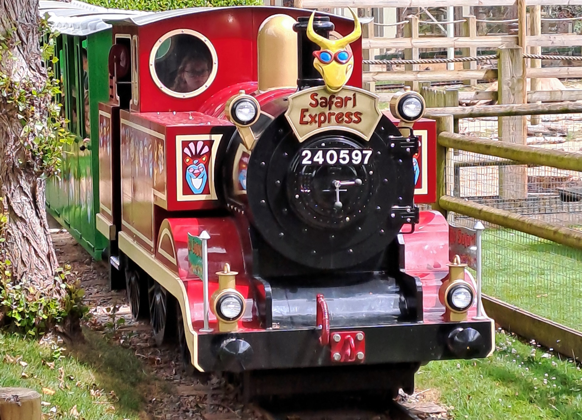 Drusillas Park :: Days out with an autistic child